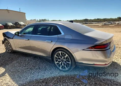 2023 Genesis G90 z USA, uszkodzony, nr VIN KMTFC4SD8PU013589